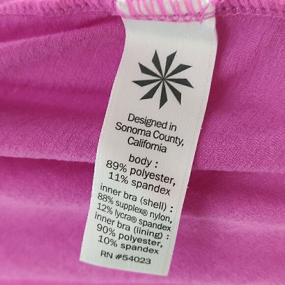 Athleta Reach & Restore Tank Size Small - Picture 6 of 6